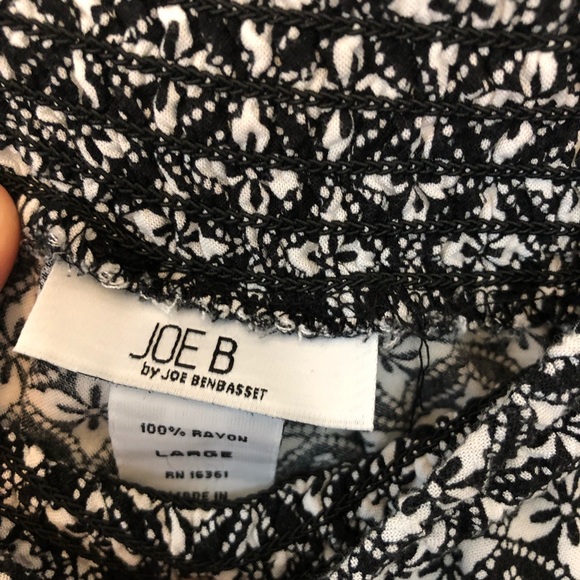 Patterned summer shorts - Picture 3 of 4